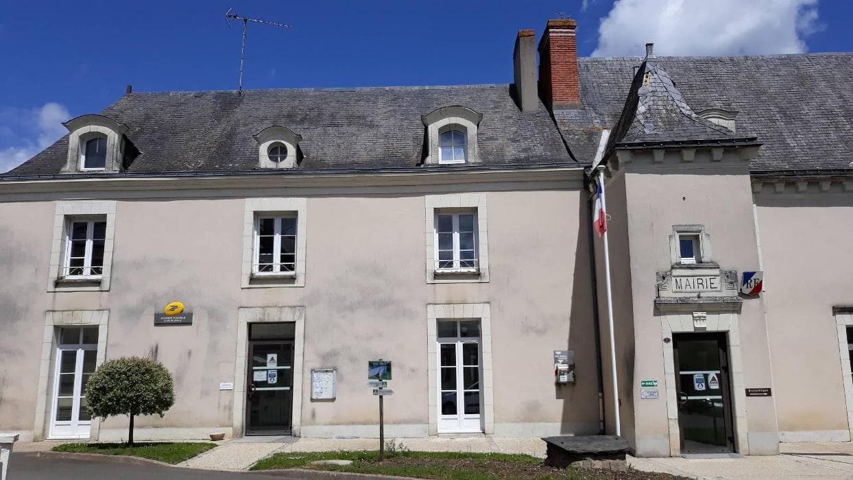 La Poste Agence Communale - Le Bourg D Ire Mairie