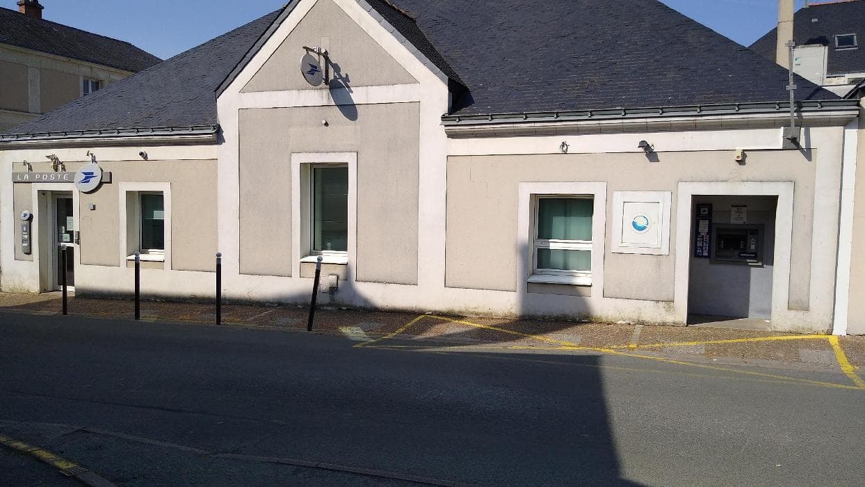 La Poste - Brissac Quince