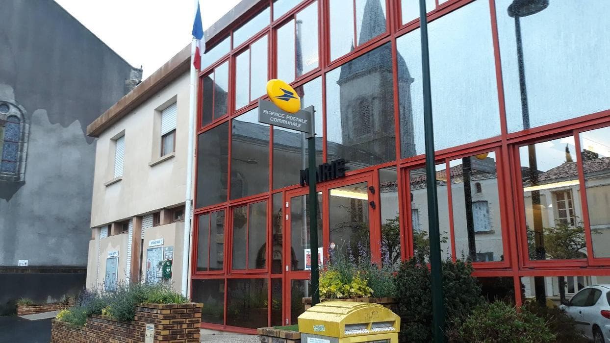 La Poste Agence Communale - Saint Andre De La Marche Mairie
