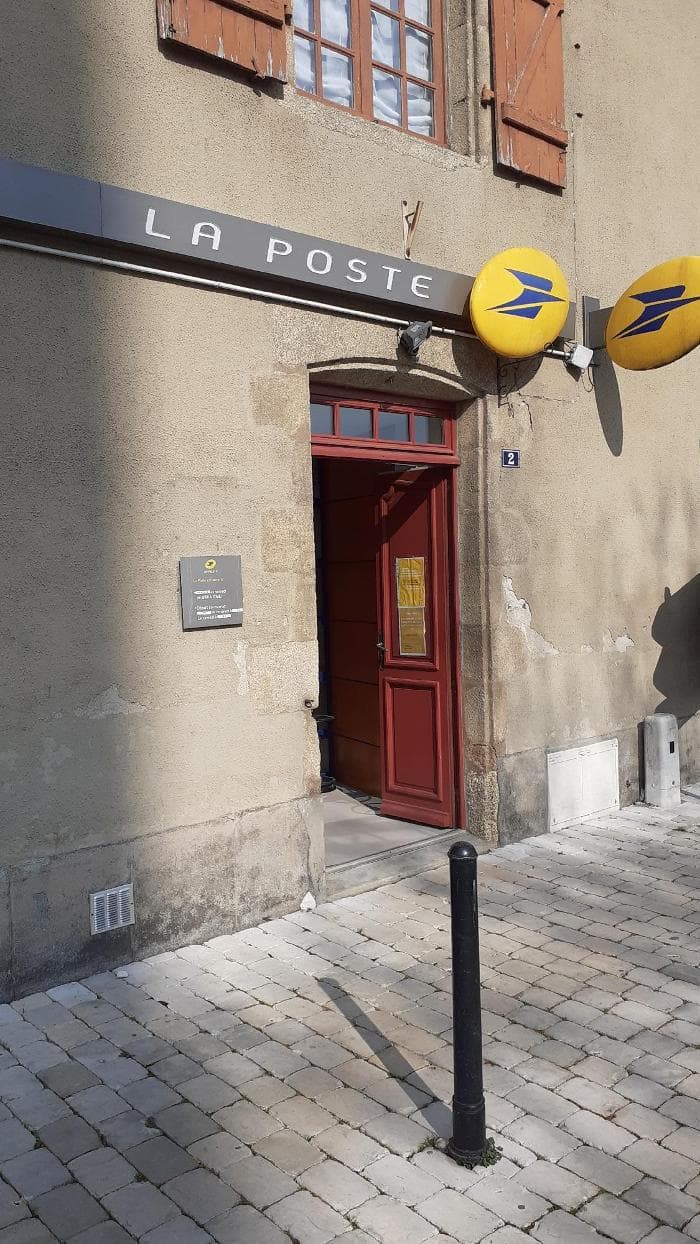 La Poste - Le May Sur Evre