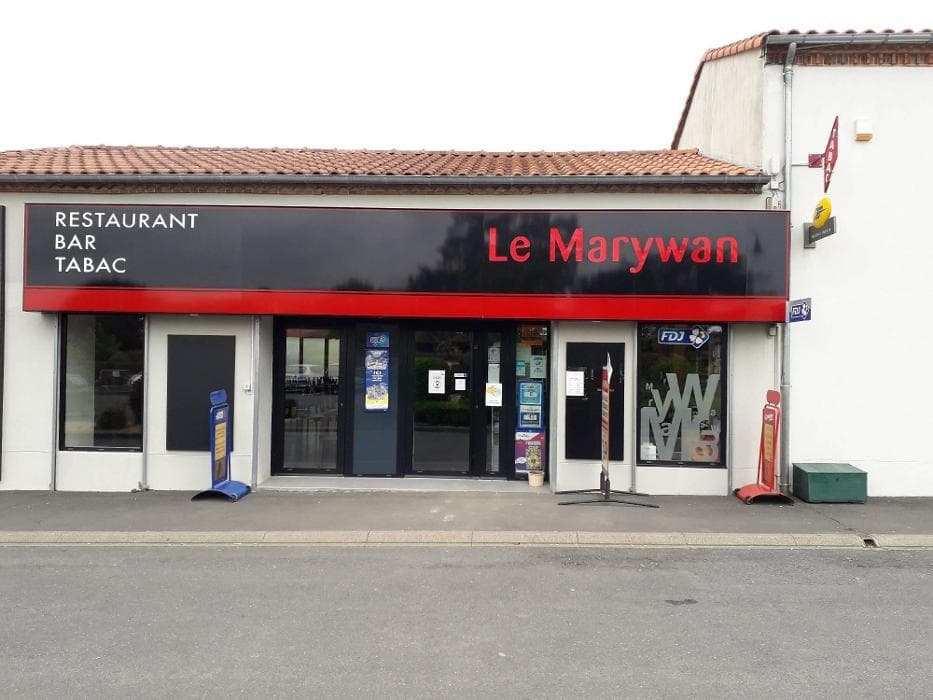 La Poste Relais - Montrevault Sur Evre Marywan Buraliste