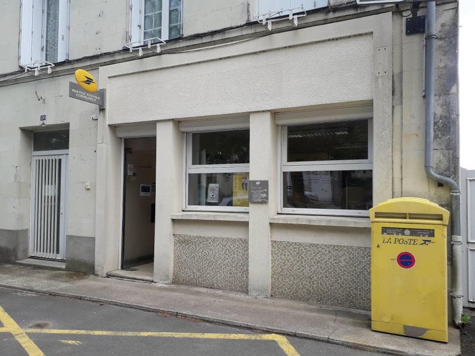 La Poste Agence Communale - Varennes Sur Loire Mairie