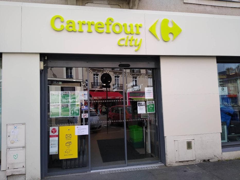 La Poste Relais - Angers Herault Carrefour City